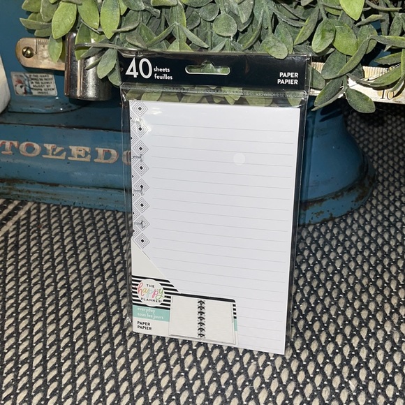The Happy Planner paper - Picture 2 of 7